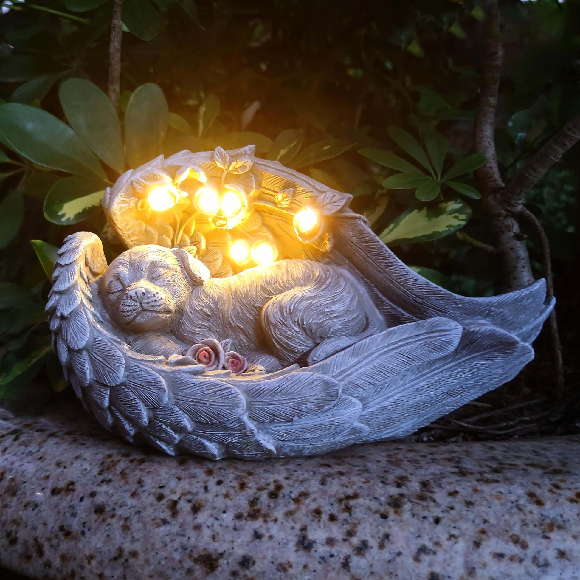 Solar Dog Garden Statue – LED Yard Décor for Patio, Balcony & Outdoor Spaces